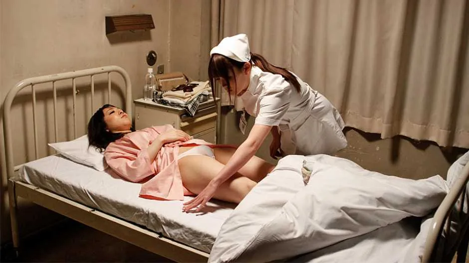 Super cute Asian slut sucks a big pecker - Japan HDV - 288855