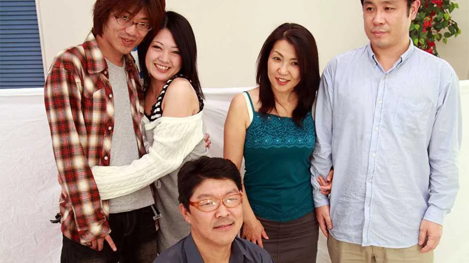 Hot Japanese brunette women in a Pussy Quizz - Japan HDV - 289107