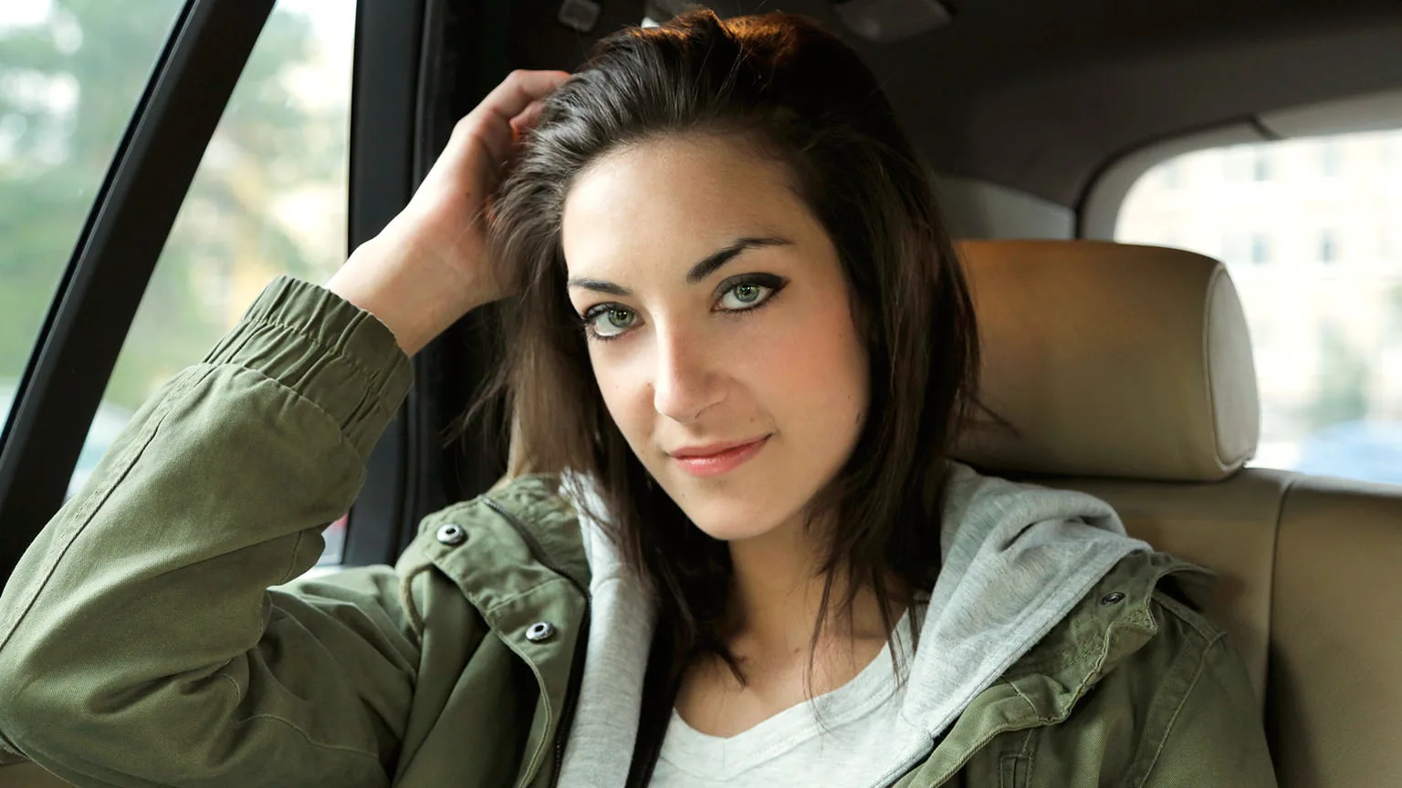 Passenger Wants Driver's Big Cock - Fake Taxi - 1091183