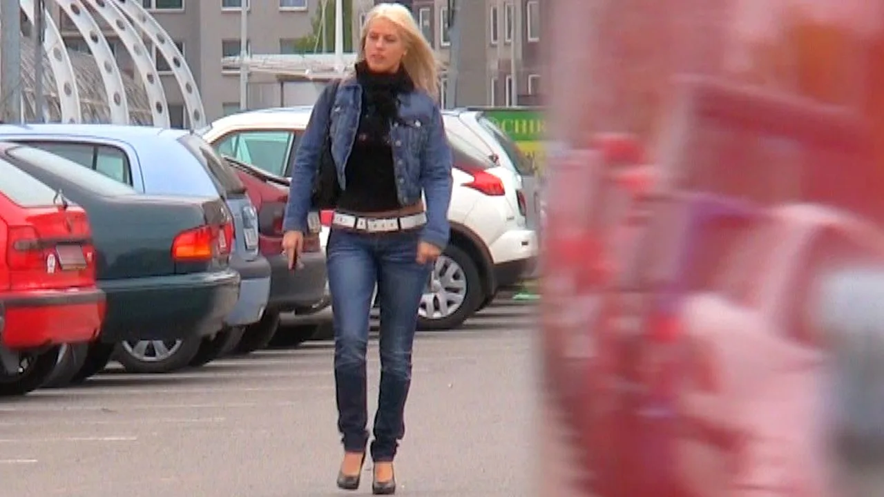 Cock in the Coffee Shop - Public Pickups - 1125663