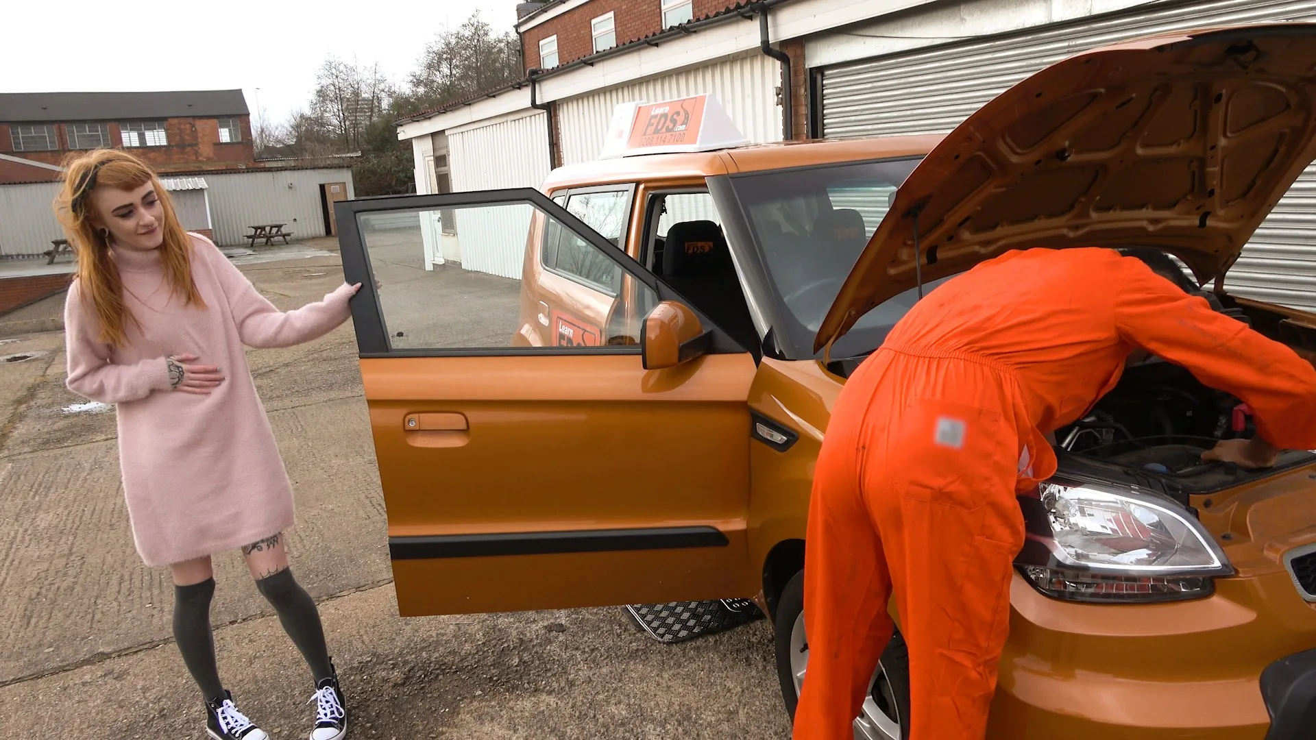 Minx squirts on mechanics big cock - Fake Driving School - 1088798