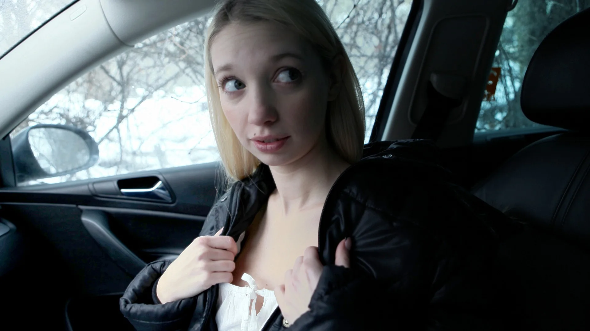Sucky Sucky in the Car - Public Pickups - 1125933