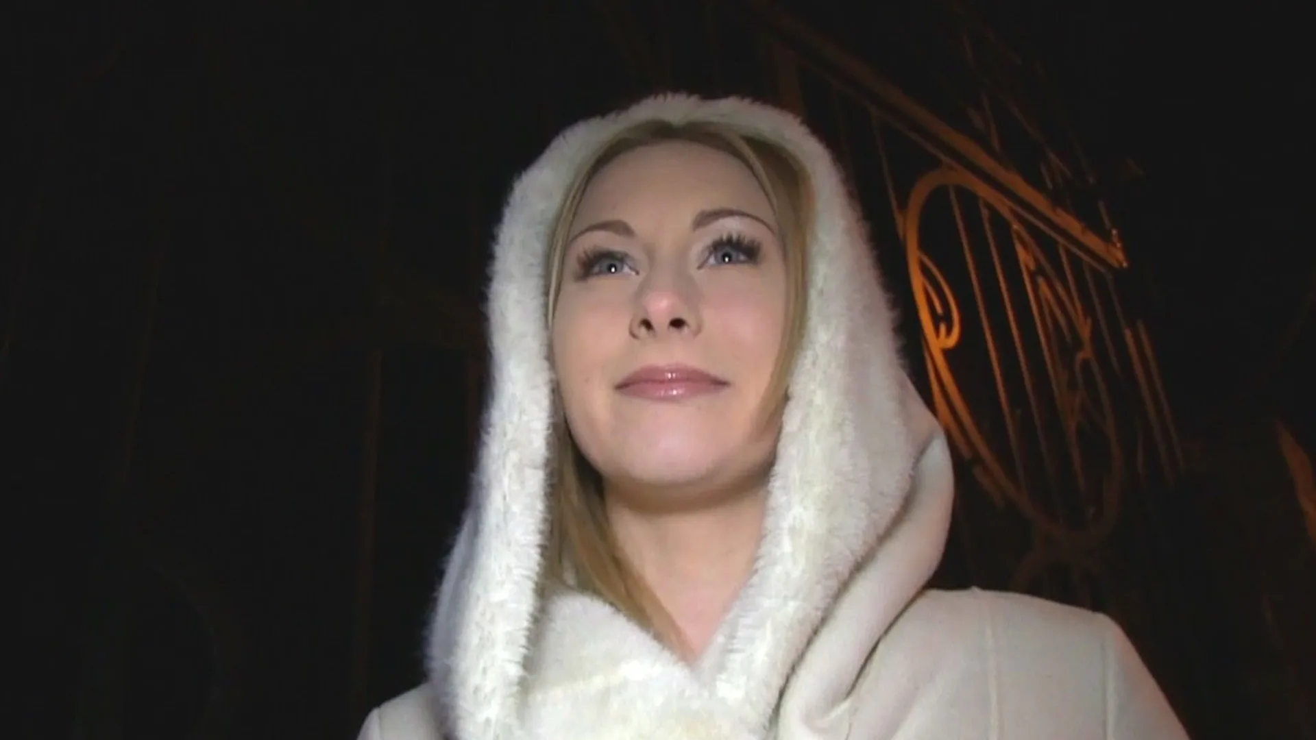 Blonde Tourist Rides Stranger's Dick - Public Agent - 1123430