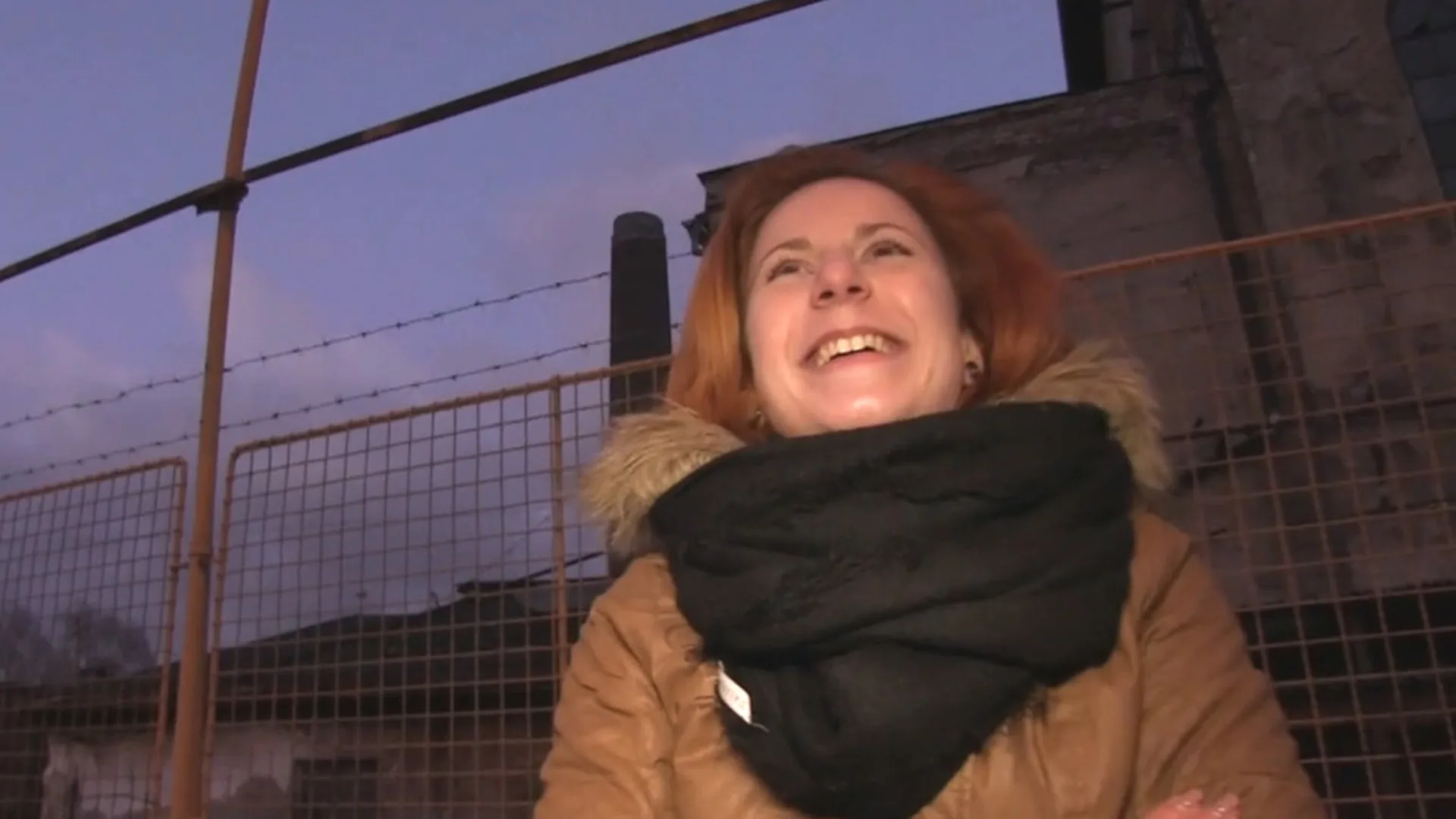 Eager redhead flashes tits for cash - Public Agent - 1123434