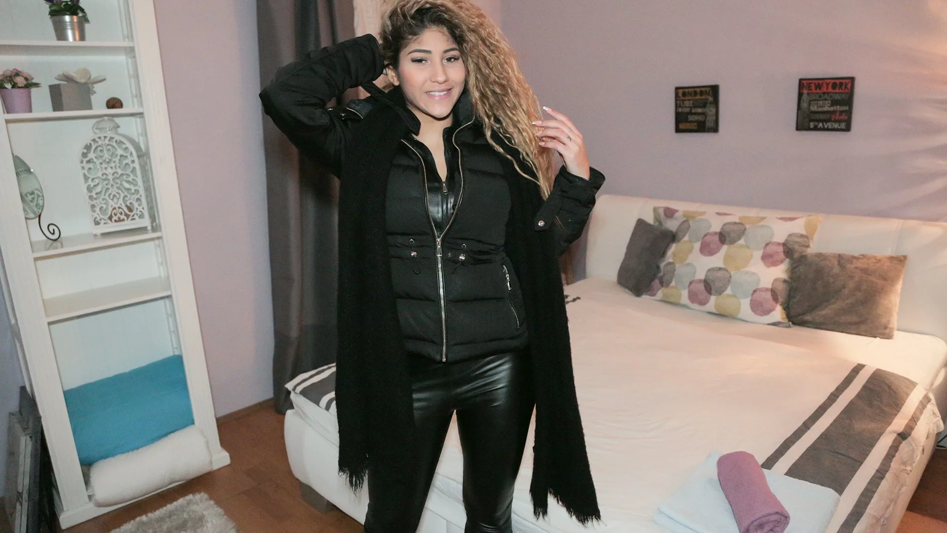 Busty Latina Fucked in Hotel - Public Agent - 1123760