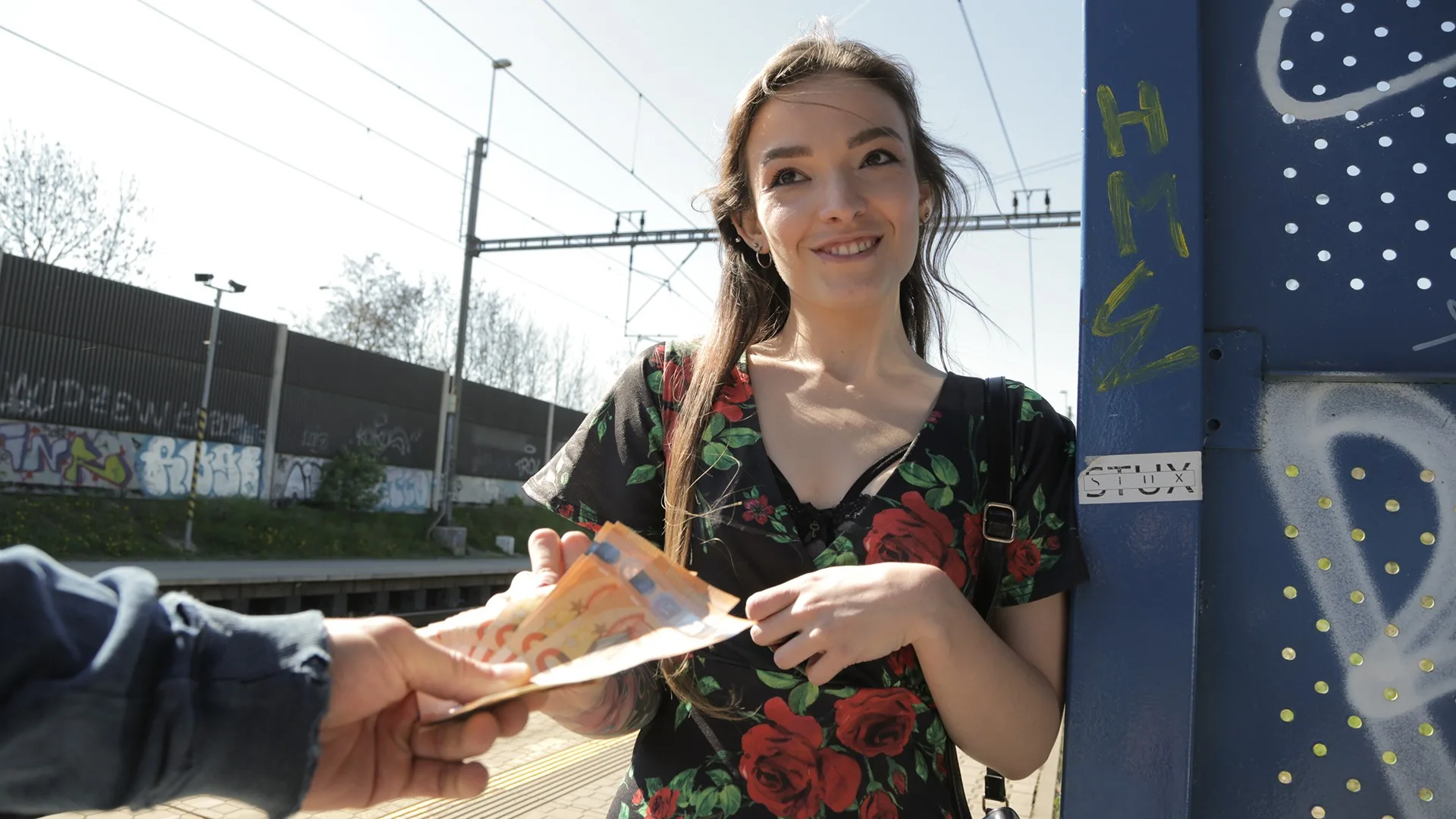 Tattooed minx cums on cock outdoors - Public Agent - 1123777