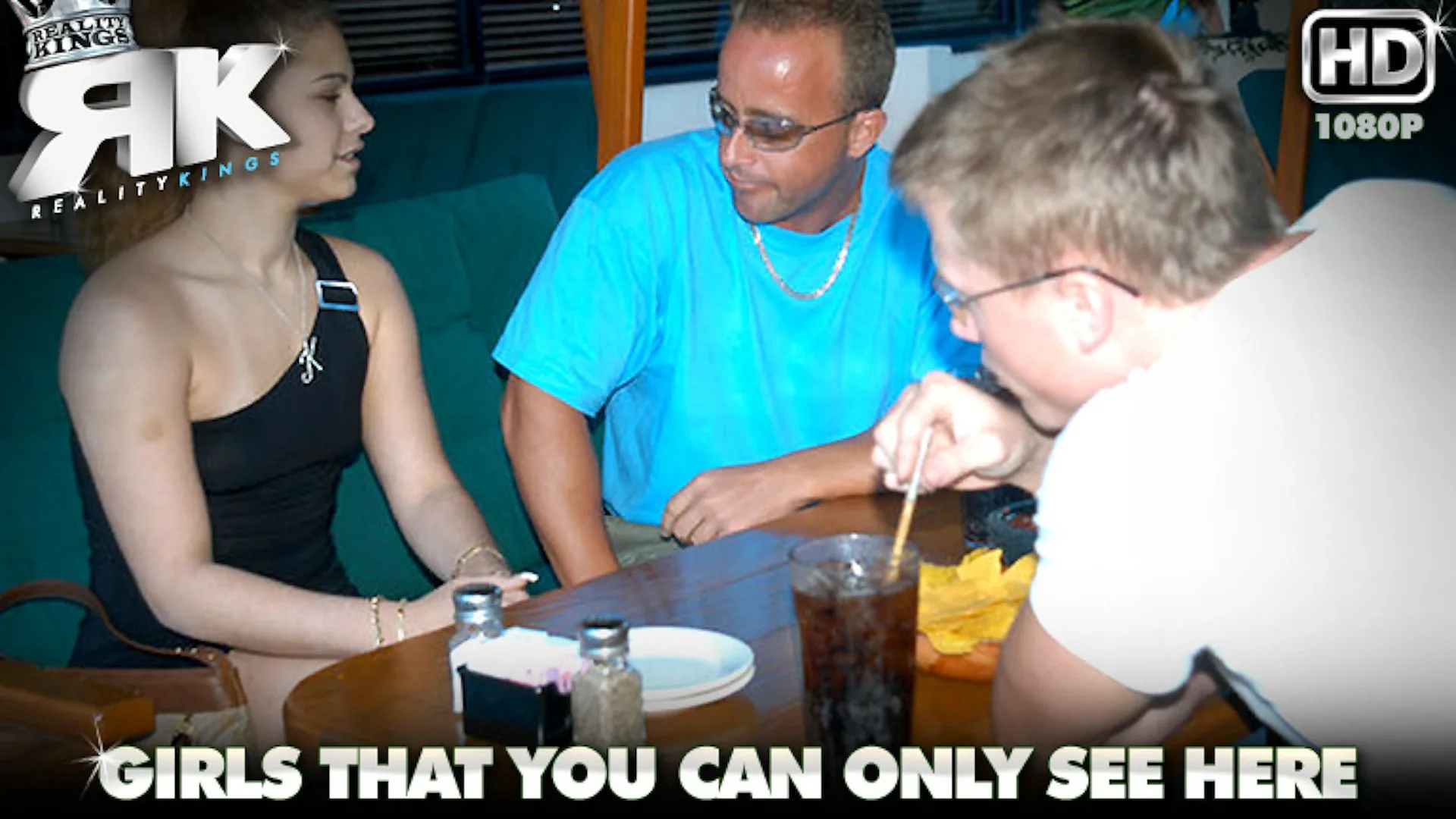 2 Sweet - 8th Street Latinas - 150915