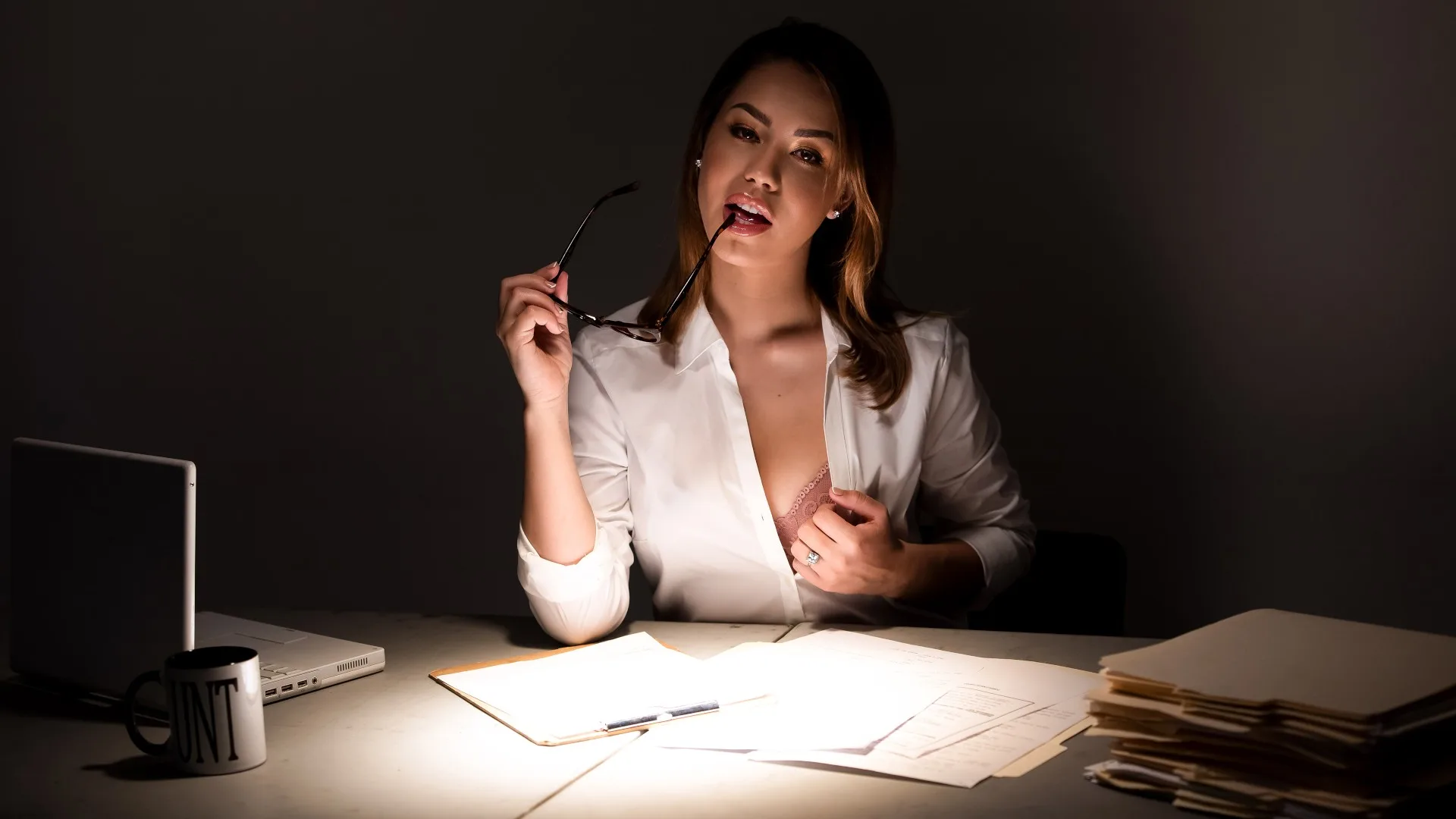 Liar, Liar - Real Wife Stories - 1132575