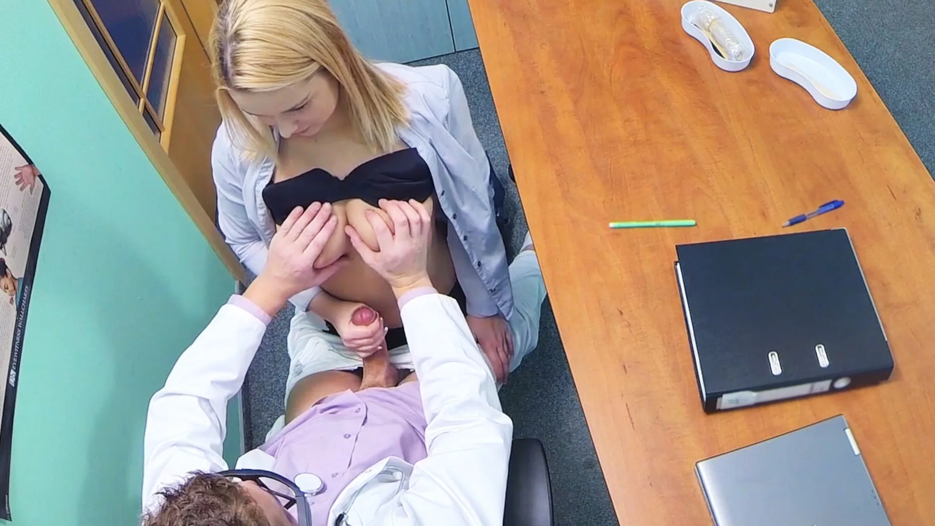 Sales Rep Fucks Doctor to Get Order - Fake Hospital - 1089896