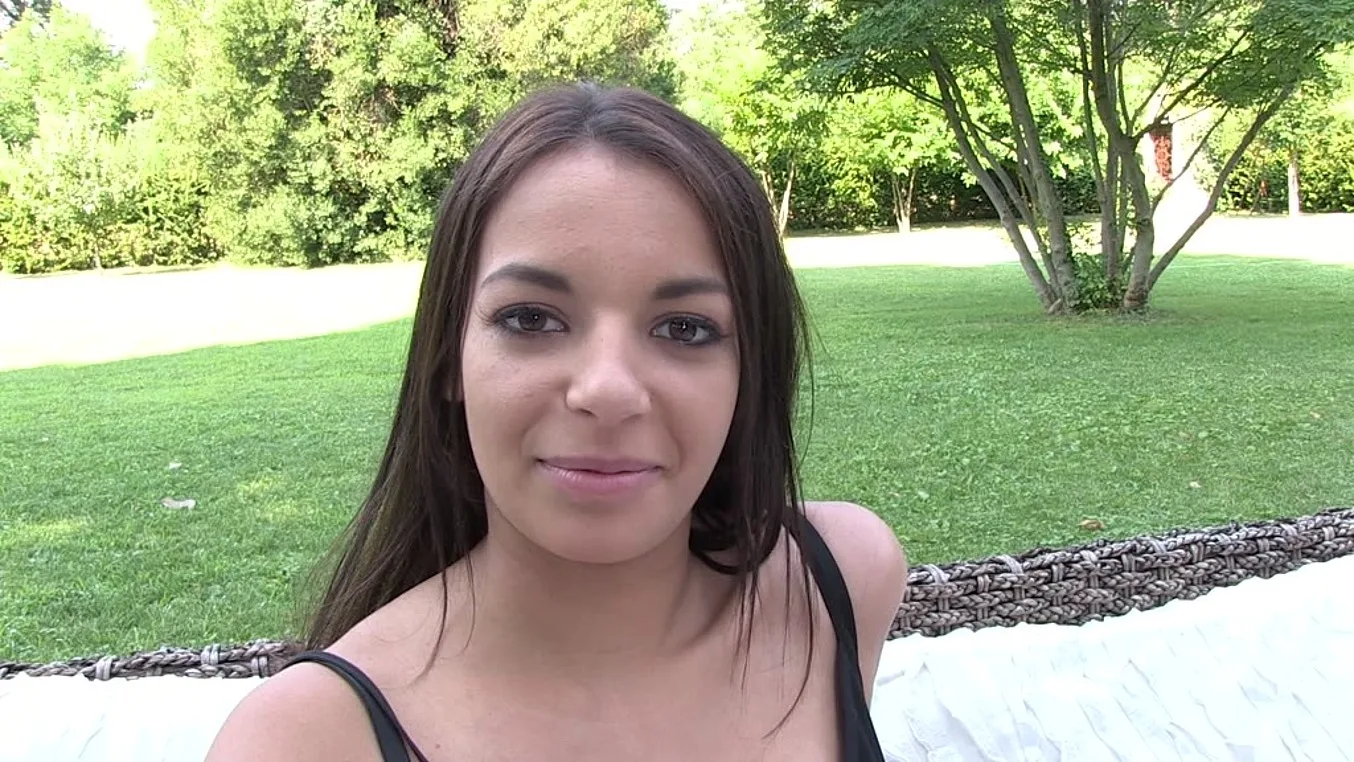 Sexy Frenchie Fingers Herself Outside For Casting Call - PornWorld