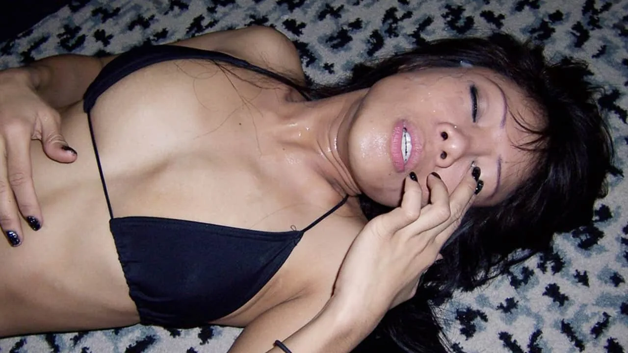 Manila bar girls WILD late-night sex romp in downtown hotel - Trike Patrol - 1121247