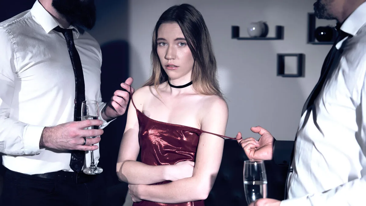 New Year - New Taboo Idea - Dark Room VR - 1139102